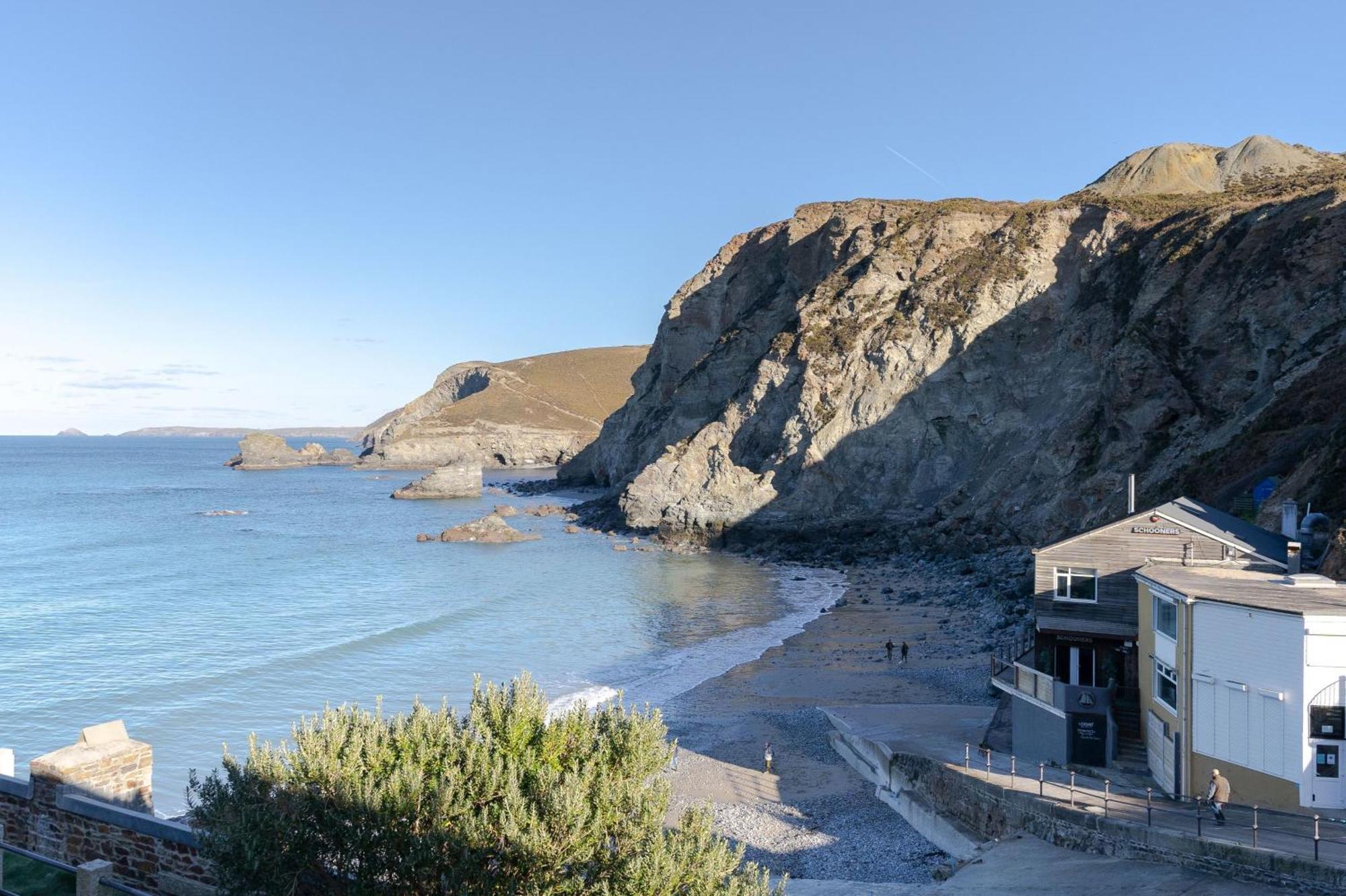 Above The Beach St Agnes  Exterior photo